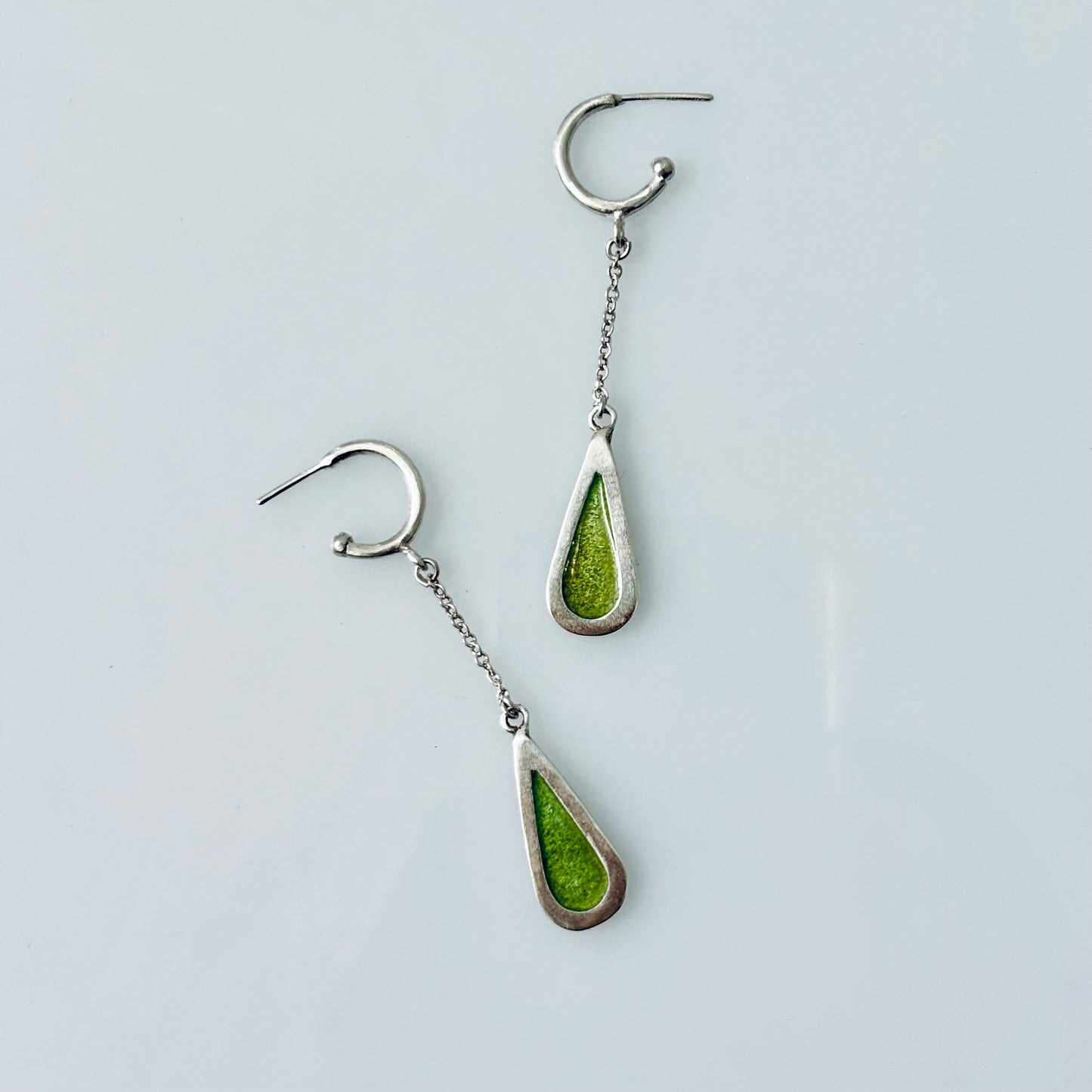 Atracadas gota grande con cadena